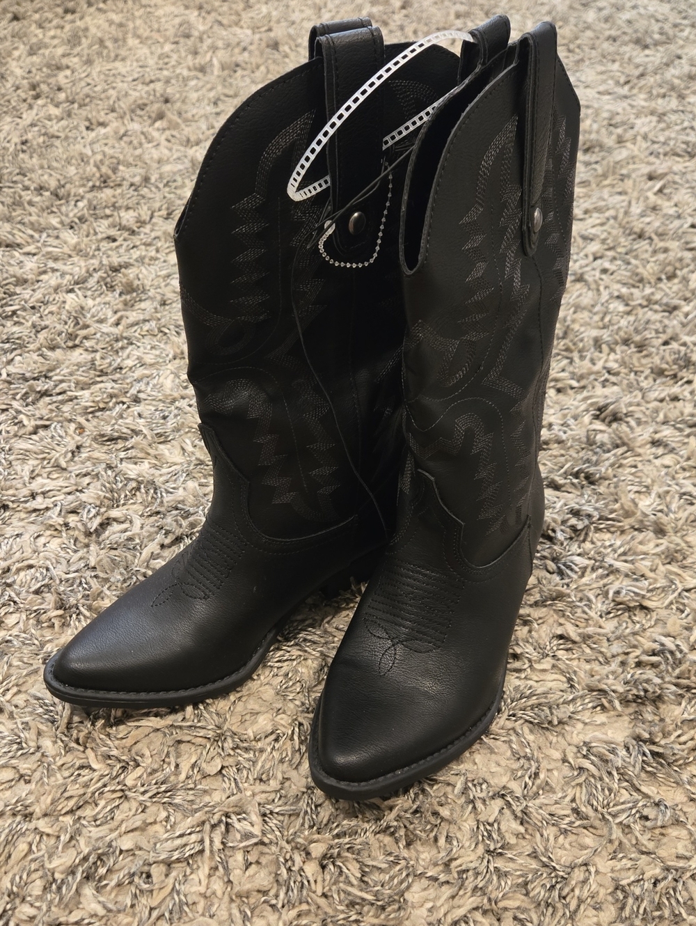 Women's Black Western Heeled Boots with Embroidered Detail